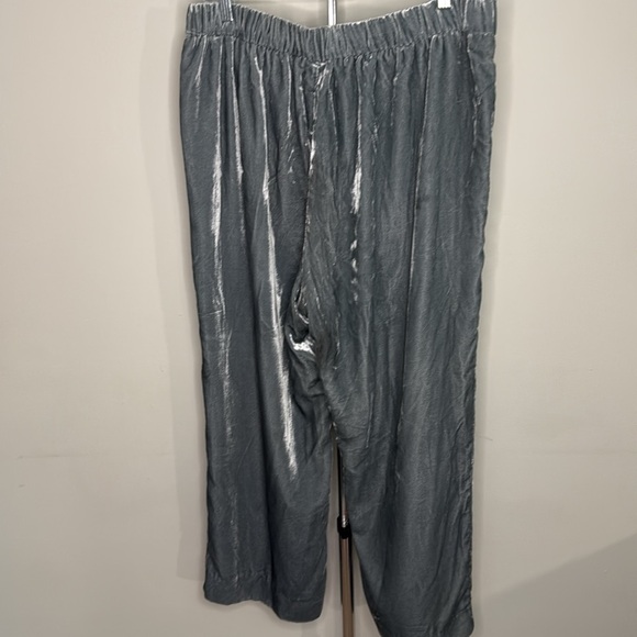 J Crew velvet wide leg pants.  Size 14. 25” inseam. Teal with gray undertones. - Picture 3 of 8